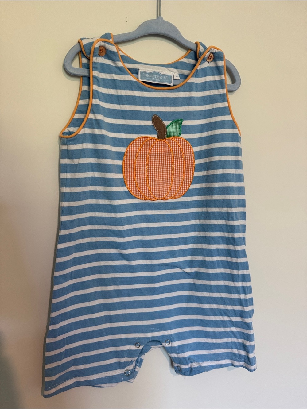 Trotter Street Kids Blue & White Striped Romper with Fall Pumpkin 3T